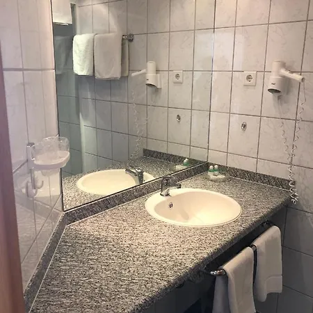 Zum Lindenwirt 3*